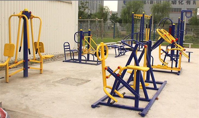 <strong>彩色路面激发澎湃活力！塑胶跑道施工工艺点亮运动场景</strong>